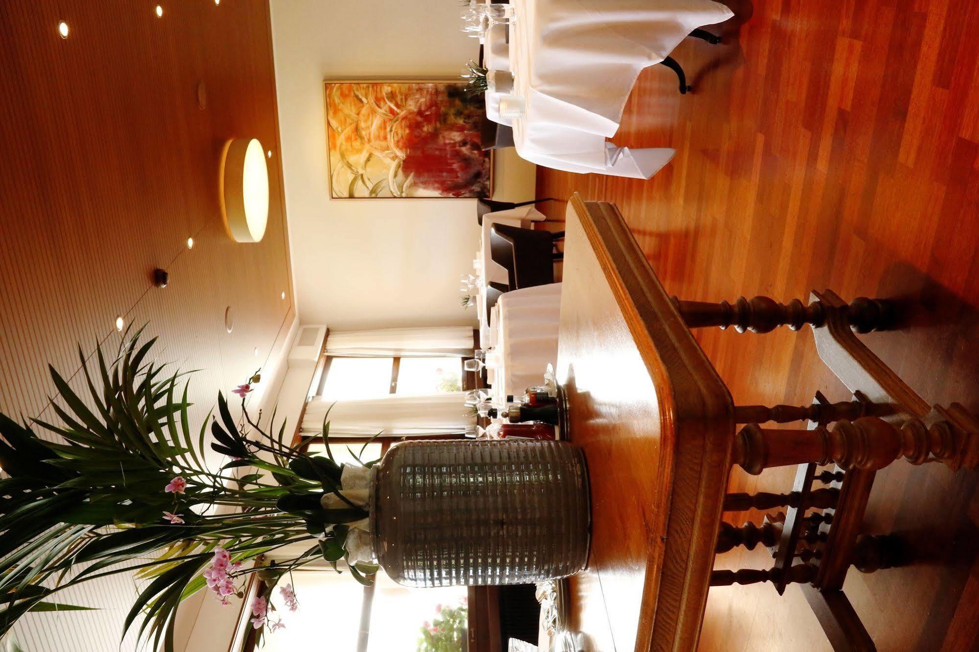 Boutique Hotel Balm Meggen Bagian luar foto