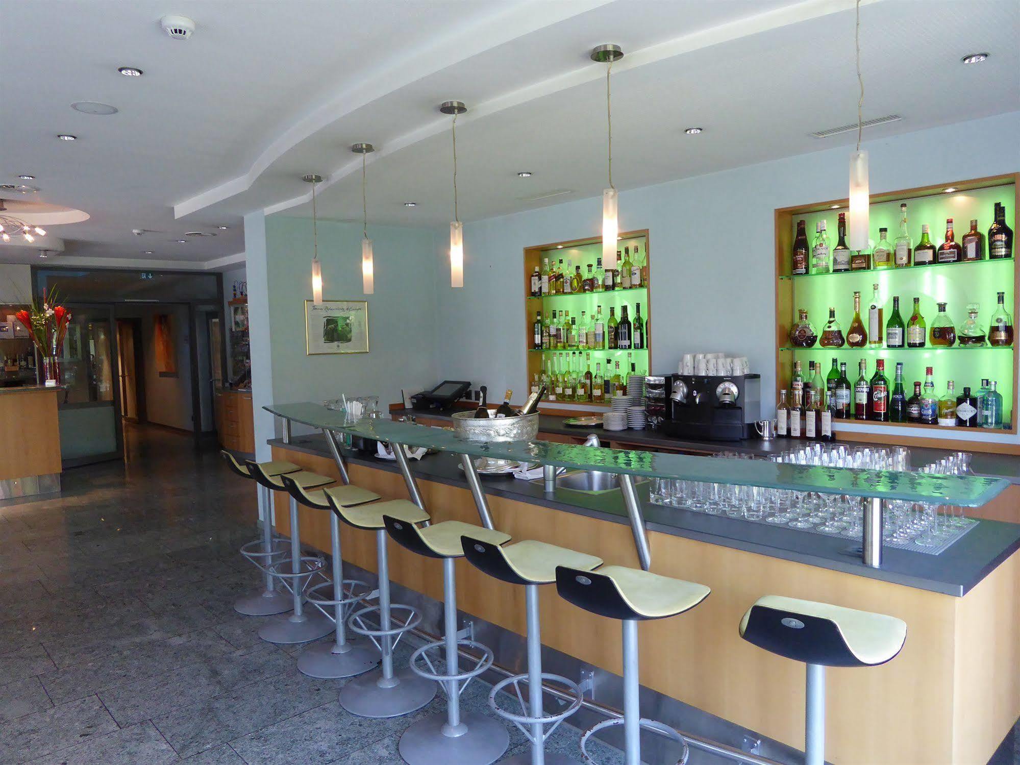 Boutique Hotel Balm Meggen Bagian luar foto